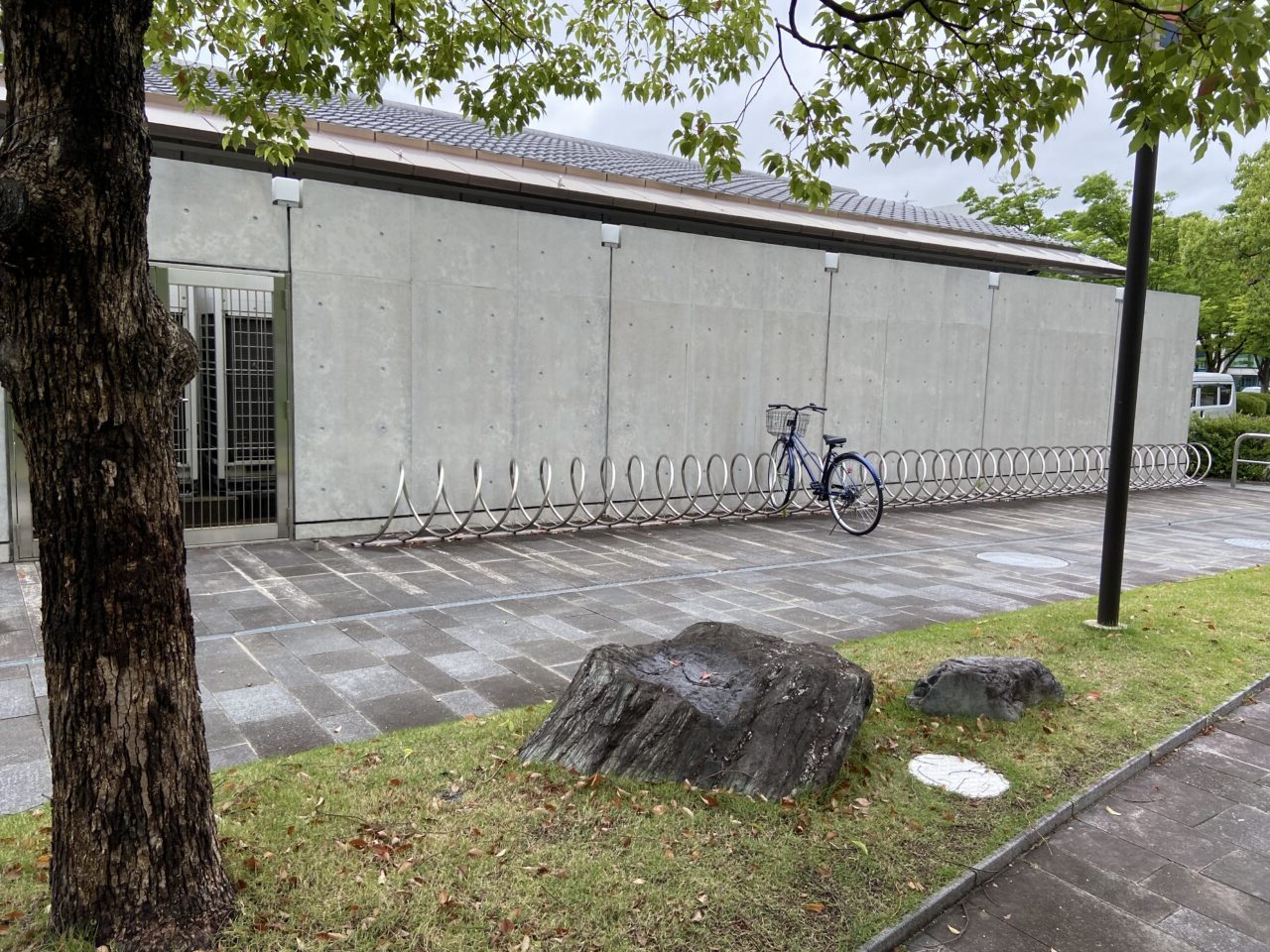 西尾市役所ロビーで「西尾市ふれあいマルシェ」