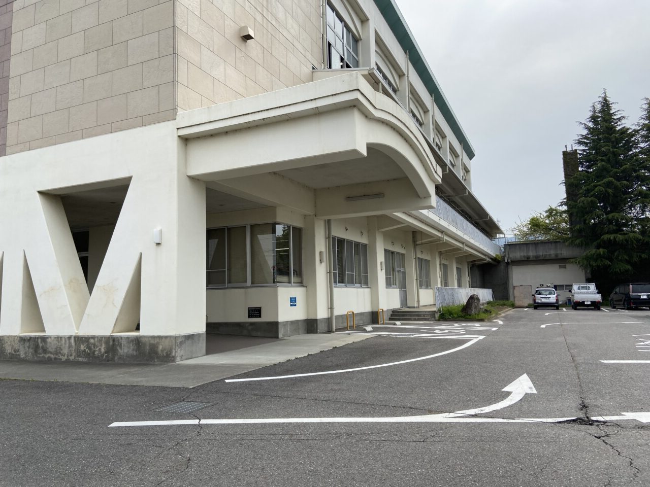 幸田町中央公民館で発行された令和7年度生涯学習ガイドブック